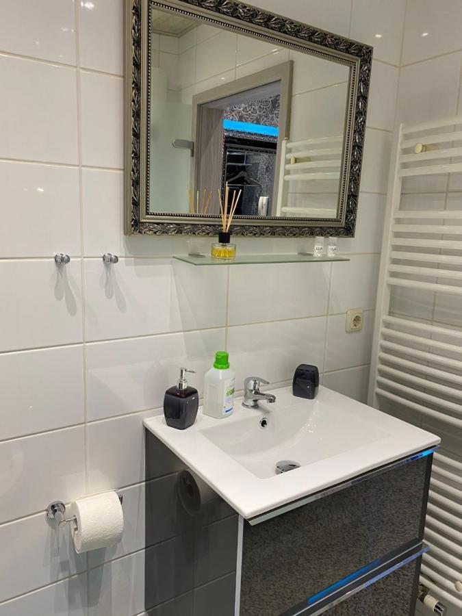 City Luxus Appartement Naehe Koeln Messe - Lanxess Arena Bagian luar foto